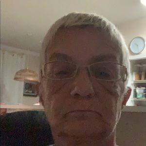 Meet your Posher, Alicia